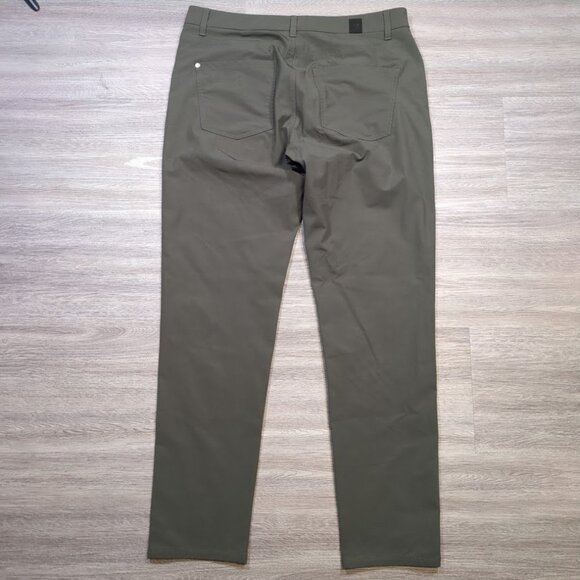 Vuori Men's 34 Meta Performance Dark Oregano Golf Pants Athletic Slim Fit V430 - Picture 6 of 14